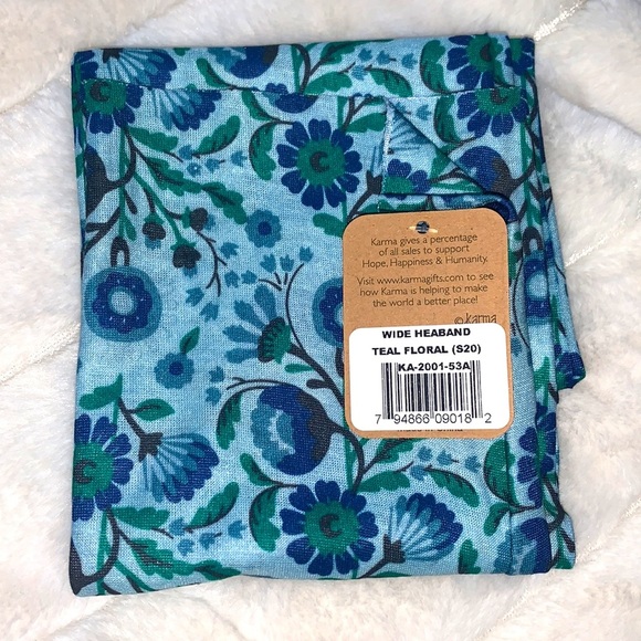 Hair Accessories - Picture 7 of 7